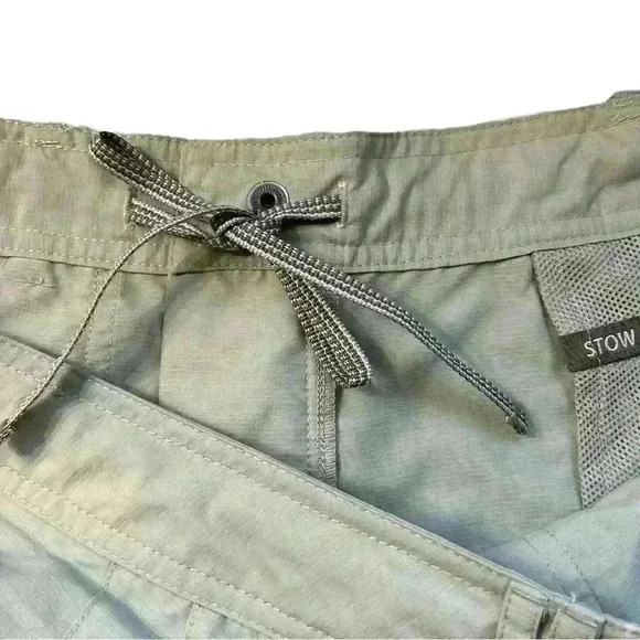 THE NORTH FACE NYLON SHORTS KHAKI WOMEN'S 12 5-11” Inseam Excellent Condition! - Picture 7 of 7